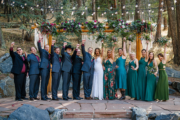 Aaron_Liz_Wdg-Group-157