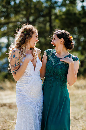 Aaron_Liz_Wdg-Group-31