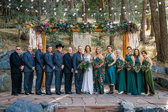 Aaron_Liz_Wdg-Group-154