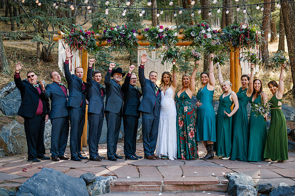 Aaron_Liz_Wdg-Group-158