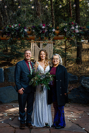 Aaron_Liz_Wdg-Group-133