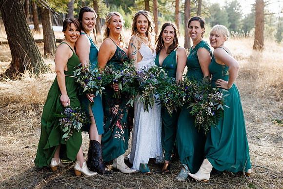 Aaron_Liz_Wdg-Group-174