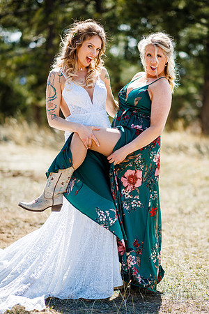 Aaron_Liz_Wdg-Group-57