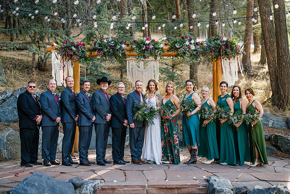 Aaron_Liz_Wdg-Group-155