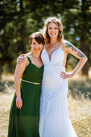 Aaron_Liz_Wdg-Group-77