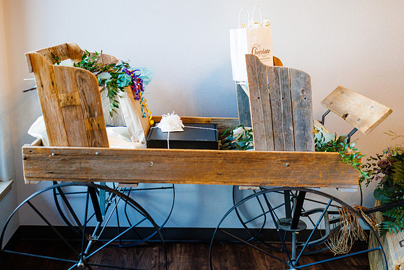 Aaron_Liz_Wdg-Detail-32