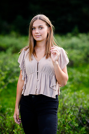 Ellie_Senior-Edited-90