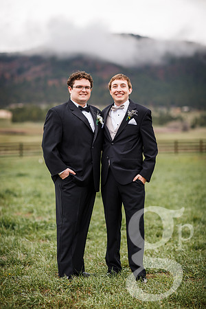 Chris_Theresa_Wdg-Group-38