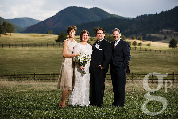 Chris_Theresa_Wdg-Group-135