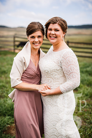 Chris_Theresa_Wdg-Group-94