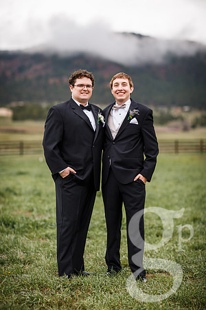 Chris_Theresa_Wdg-Group-37