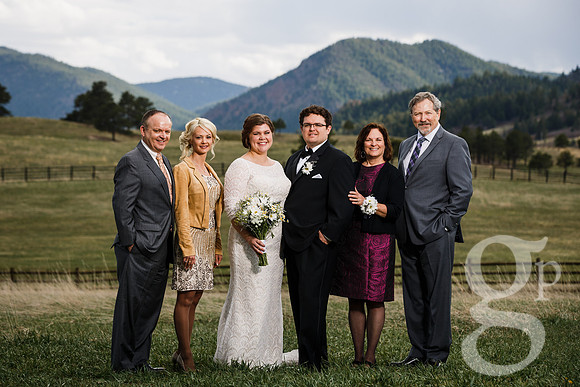 Chris_Theresa_Wdg-Group-143