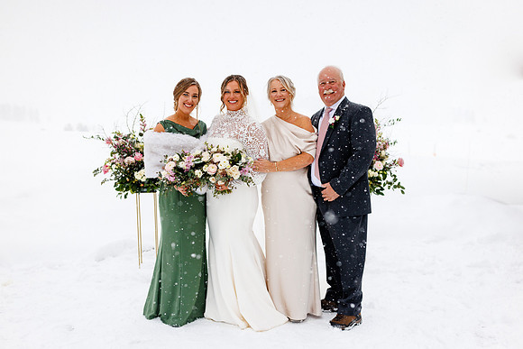 Brandon_Amanda_Wdg-group-101