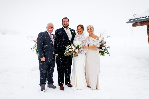 Brandon_Amanda_Wdg-group-85