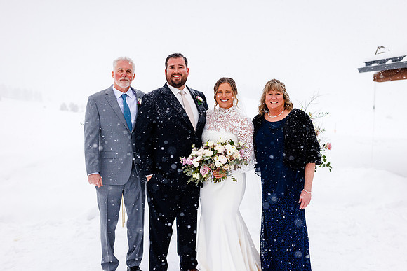 Brandon_Amanda_Wdg-group-140