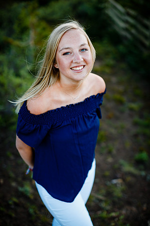 Charlotte_Senior_2020-Favs-35