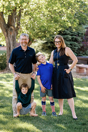Caitlin_ExtFamily-27