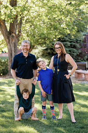 Caitlin_ExtFamily-28