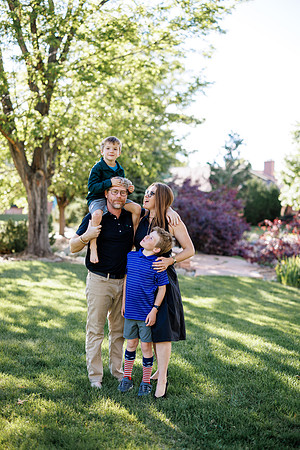 Caitlin_ExtFamily-32