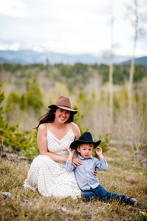 Reuss_Family_2020_Edited-81