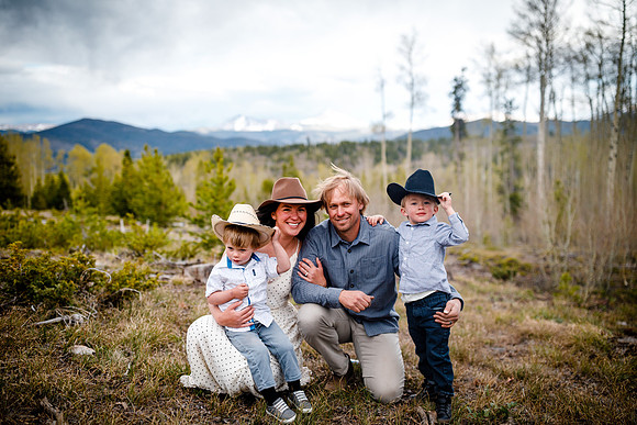 Reuss_Family_2020_Edited-87