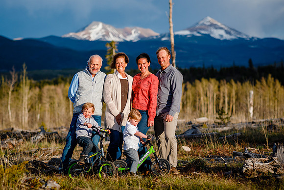 Reuss_Family_2020_Edited-122