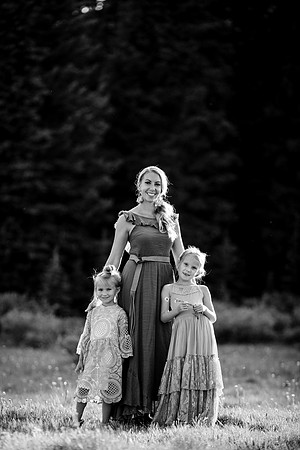 Kellie_Roman_Family-Edited-160