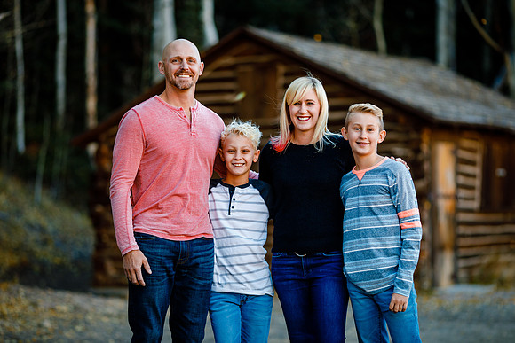 Shera_Family_2020-AllEdited-14