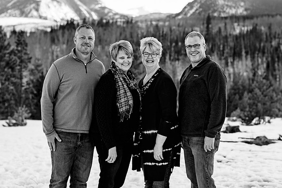 Sarah_Gallentine_ExtendedFamily-138