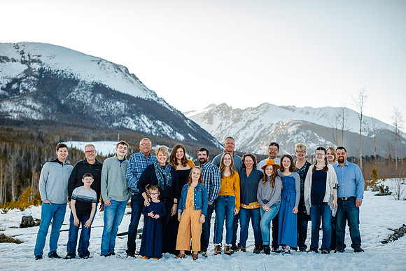 Sarah_Gallentine_ExtendedFamily-77