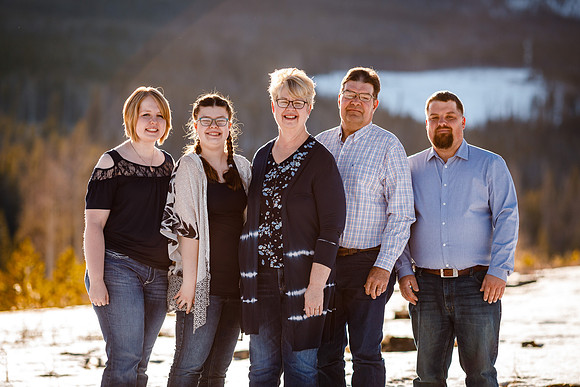 Sarah_Gallentine_ExtendedFamily-39