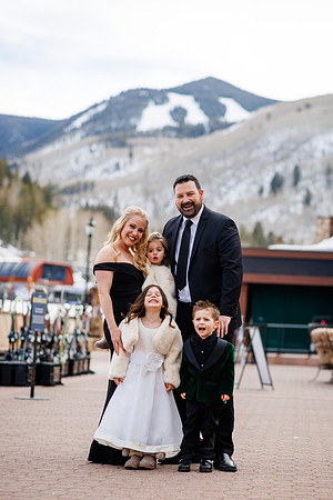 John_Megan-Wdg-Group-111