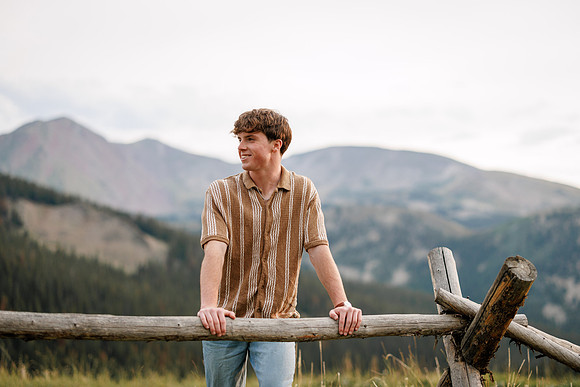 Elliot-Favs-60