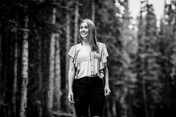 Ellie_Senior-Edited-72