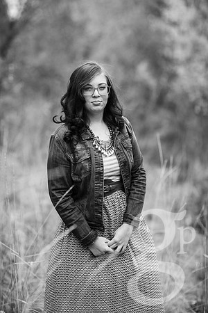 Daniella_Senior_2016-BW-59