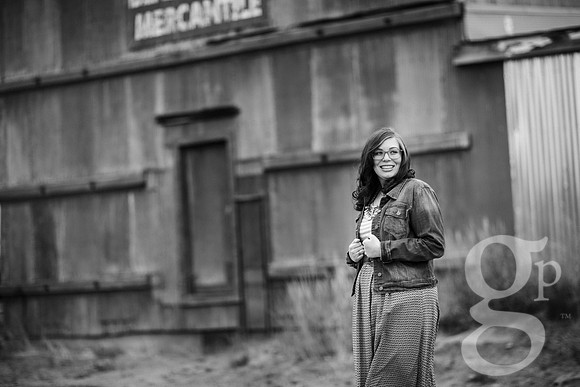 Daniella_Senior_2016-BW-10