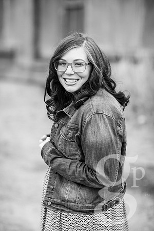 Daniella_Senior_2016-BW-2