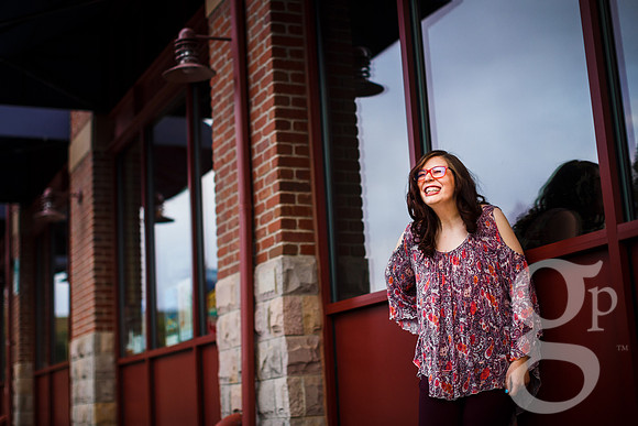 Daniella_Senior_2016-Edited-105