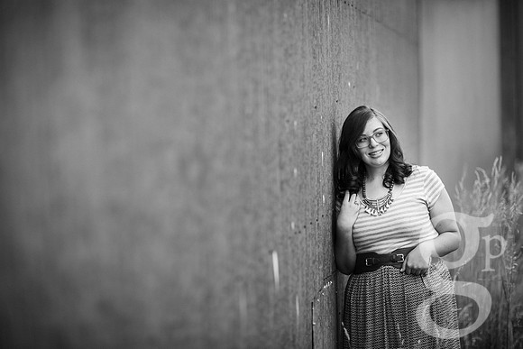 Daniella_Senior_2016-BW-29