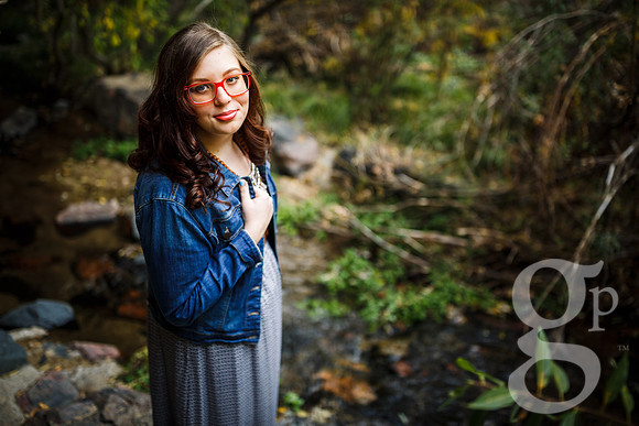 Daniella_Senior_2016-19