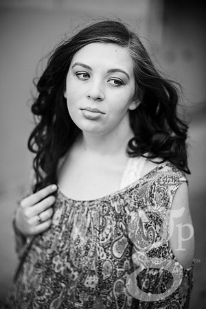 Daniella_Senior_2016-BW-114