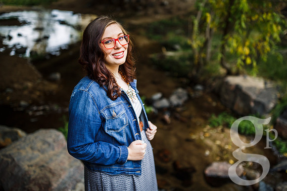 Daniella_Senior_2016-Edited-54