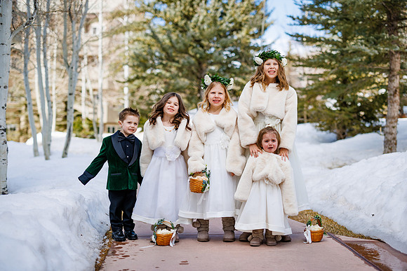 John_Megan-Wdg-Group-57