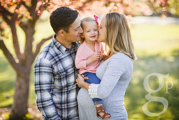 Schultz_Family_2016-Edited-98