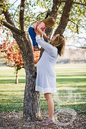 Schultz_Family_2016-Edited-71