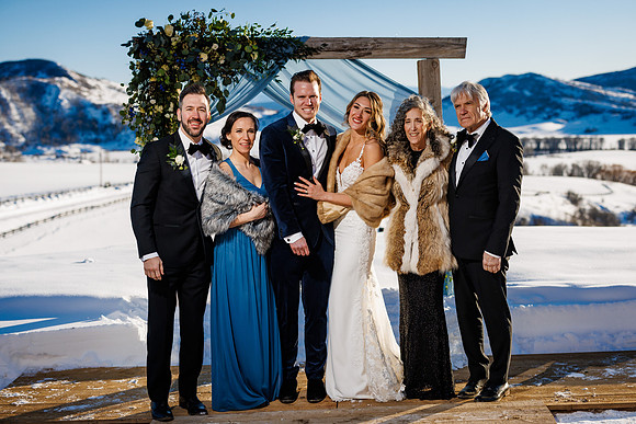 Zach_Rebecca_Wdg-Group-111