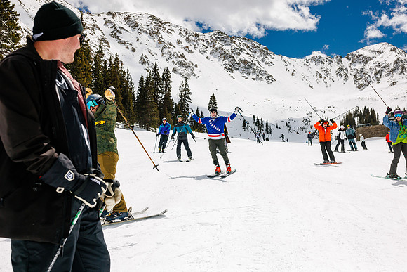 Adam-Katie-Ski-50