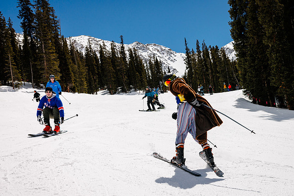 Adam-Katie-Ski-84