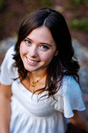 Karli-Favs-44