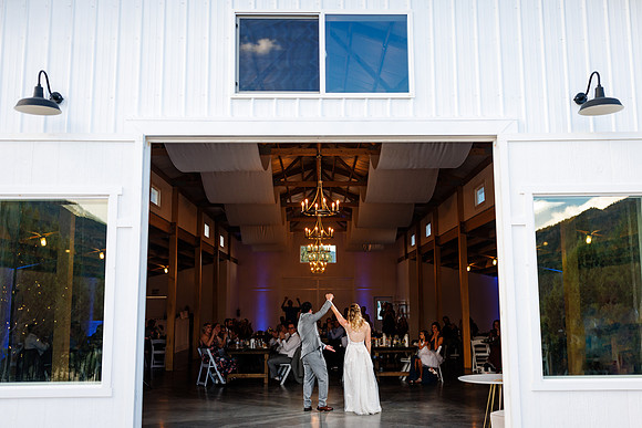 Allison_Travis_wdg-107